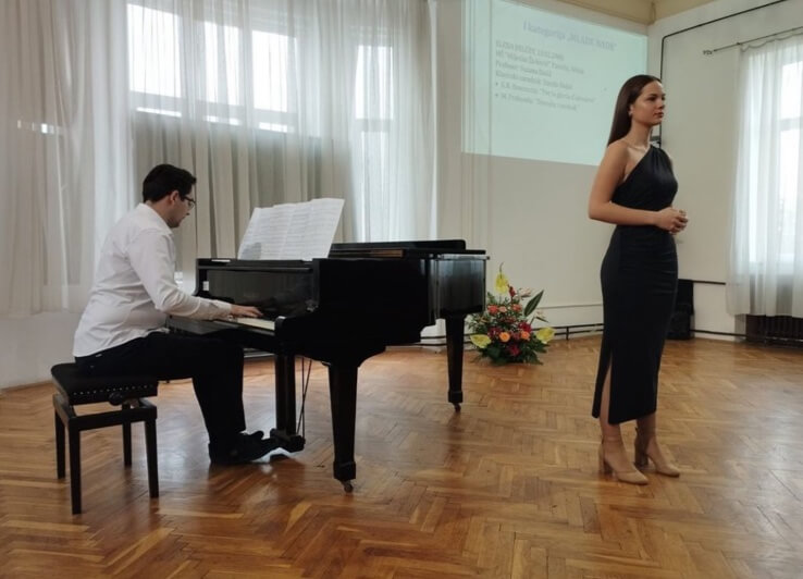 Elena-Delcev-solo-pevanje-Ruma